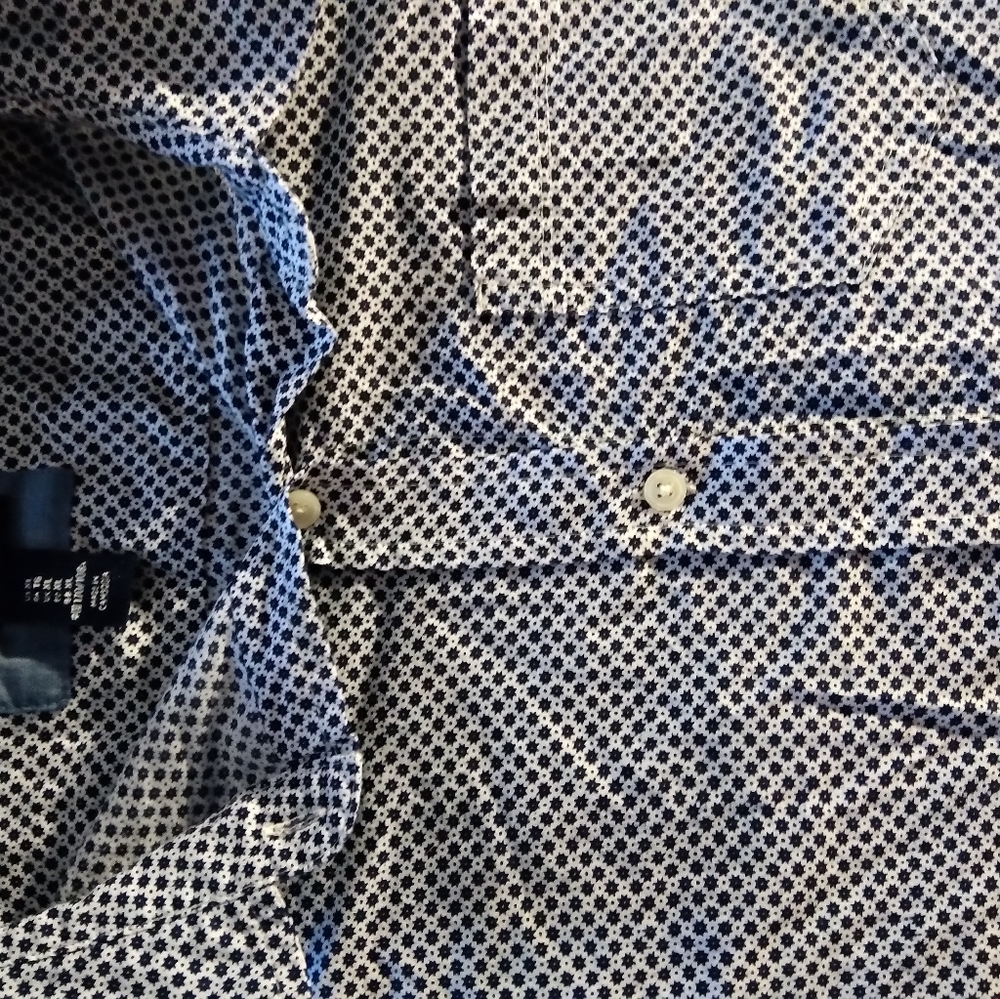 Women's boyfriend fit button up